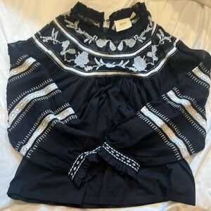 Maeve by Anthropologie black and white embroidered blouse